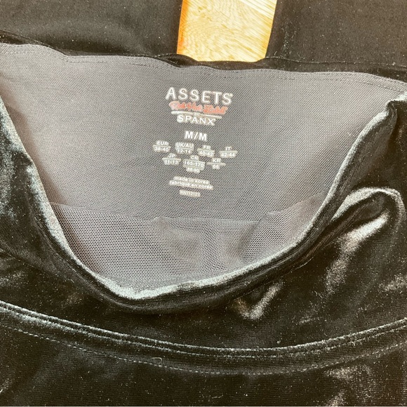 Assets by Spandex Velvet legging Size M - Picture 5 of 9
